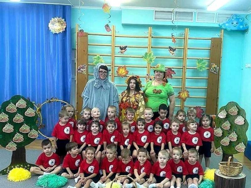 «Нашей осени забавы» осенние развлечения 