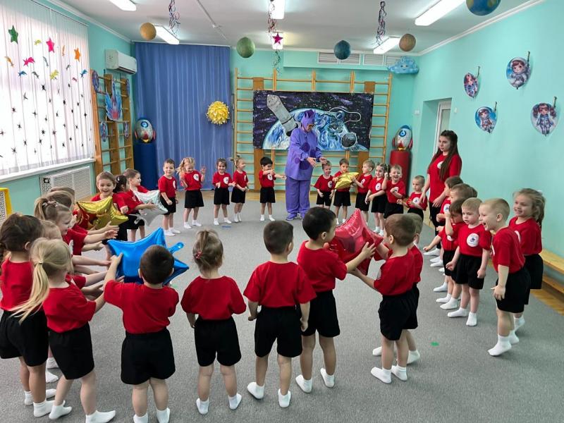 Спортивные развлечения ко Дню Космонавтики 11.04.2025 год