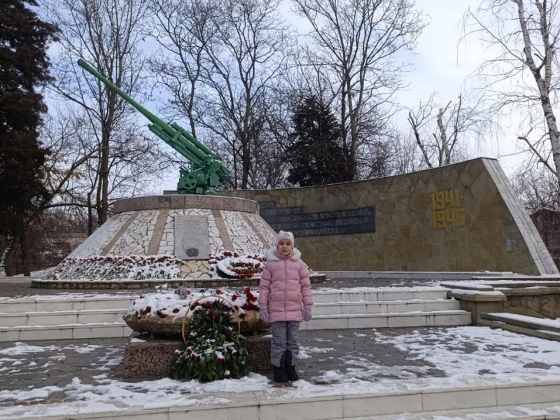 «Мемориальный комплекс воинам-зенитчикам, погибшим в боях с немецко-фашистскими захватчиками» возложение цветов 18.02.2025 год